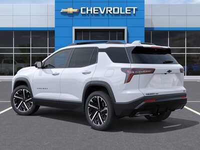 2026 Chevrolet Equinox, $40985. Photo 3