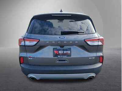 2021 Ford Escape, $17500. Photo 3