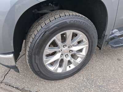 2020 Chevrolet 1500 Crew Cab, $33500. Photo 7