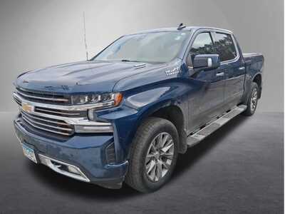 2020 Chevrolet 1500 Crew Cab, $31995. Photo 3