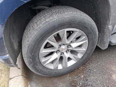 2020 Chevrolet 1500 Crew Cab, $31995. Photo 4