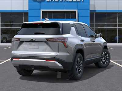 2026 Chevrolet Equinox, $36140. Photo 4