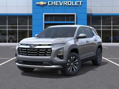 2026 Chevrolet Equinox, $36140. Photo 6