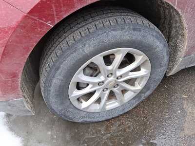 2020 Chevrolet Equinox, $16995. Photo 4