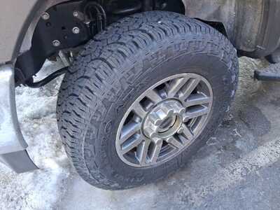 2017 Ford F250 Crew Cab, $37995. Photo 4