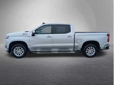 2020 Chevrolet 1500 Crew Cab, $23555. Photo 4