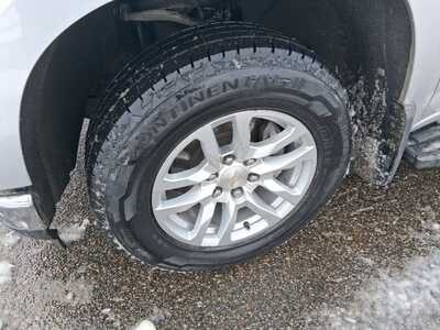 2020 Chevrolet 1500 Crew Cab, $23555. Photo 7