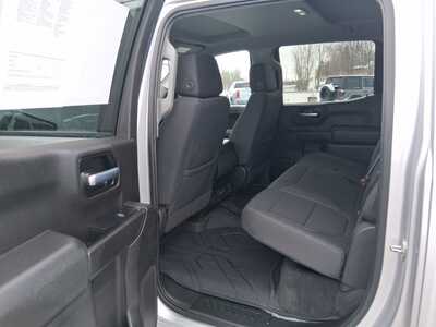 2020 Chevrolet 1500 Crew Cab, $23555. Photo 9