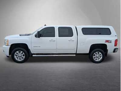 2013 Chevrolet 1500 Crew Cab, $31995. Photo 4