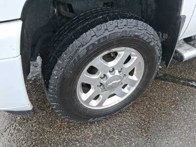 2013 Chevrolet 1500 Crew Cab, $31995. Photo 7