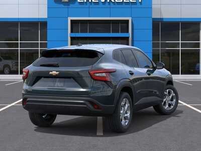 2026 Chevrolet Trax, $24885. Photo 4