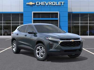 2026 Chevrolet Trax, $24885. Photo 7