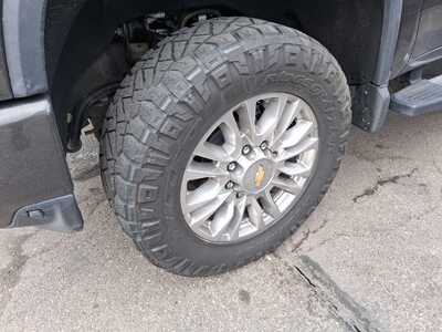 2020 Chevrolet 2500 Crew Cab, $55995. Photo 4