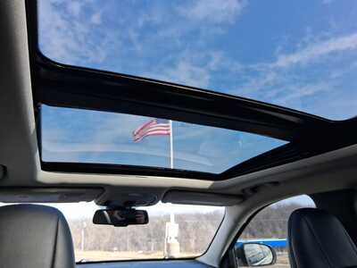 2016 Jeep Cherokee, $13990. Photo 12