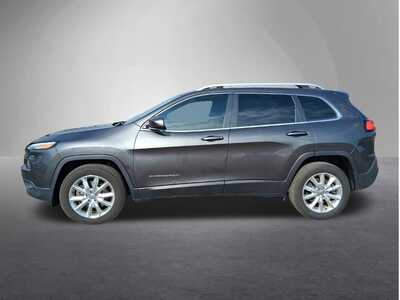 2016 Jeep Cherokee, $13990. Photo 4