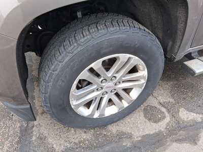 2015 GMC Canyon Ext Cab, $13995. Photo 4