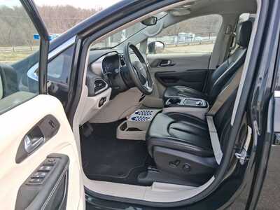 2023 Chrysler Pacifica, $23522. Photo 8