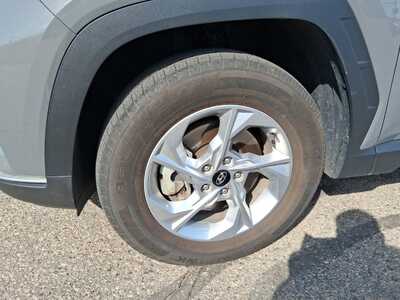 2024 Hyundai Tucson, $21400. Photo 7