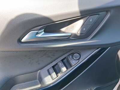 2025 Chevrolet Equinox, $26677. Photo 12