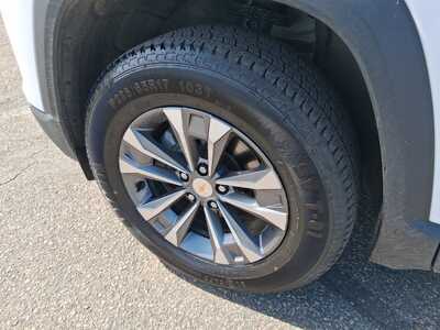2025 Chevrolet Equinox, $26677. Photo 7