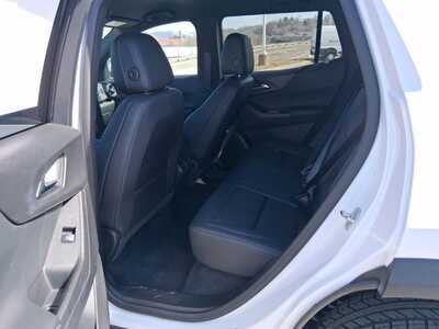 2025 Chevrolet Equinox, $26677. Photo 9