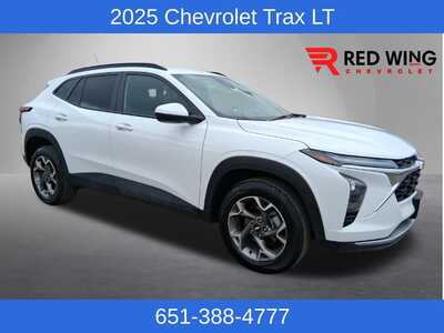 2025 Chevrolet Trax, $20443. Photo 1