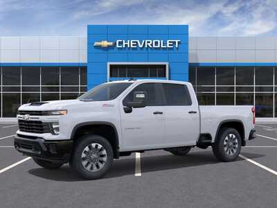 2026 Chevrolet 2500 Crew Cab, $58155. Photo 2