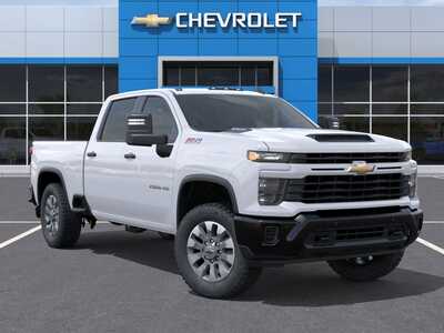 2026 Chevrolet 2500 Crew Cab, $58155. Photo 7