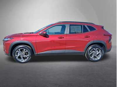 2025 Chevrolet Trax, $20319. Photo 4