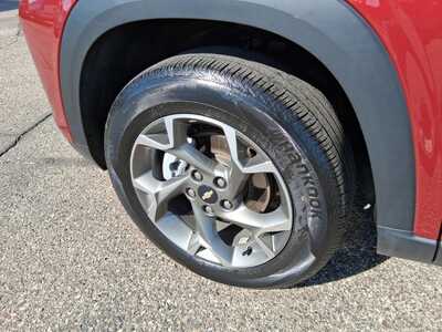 2025 Chevrolet Trax, $20319. Photo 7