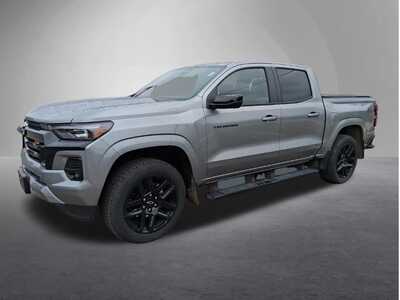 2025 Chevrolet Colorado Crew Cab, $42995. Photo 3