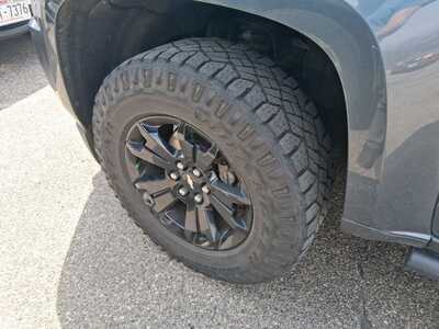 2015 Chevrolet Colorado Crew Cab, $21995. Photo 4