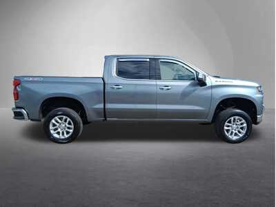 2021 Chevrolet 1500 Crew Cab, $36467. Photo 2