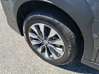2024 Subaru Outback, $32774. Photo 7