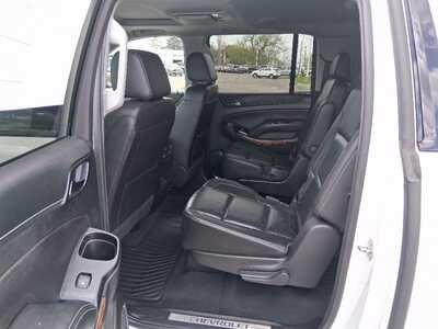 2019 Chevrolet Suburban, $37744. Photo 9