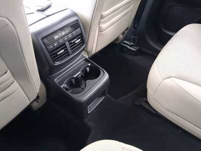 2023 Mazda CX-9, $28497. Photo 12