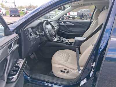 2023 Mazda CX-9, $28497. Photo 8