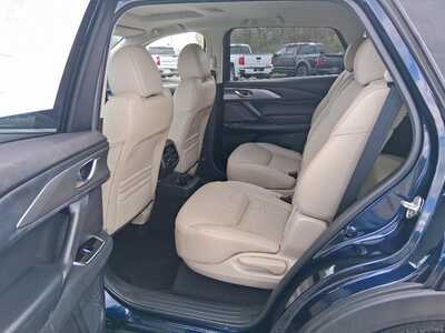 2023 Mazda CX-9, $28497. Photo 9