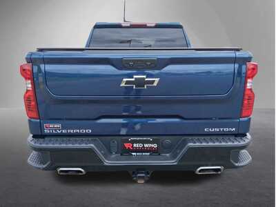 2023 Chevrolet 1500 Crew Cab, $38497. Photo 3