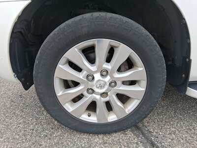 2016 Toyota Sequoia, $28894. Photo 7