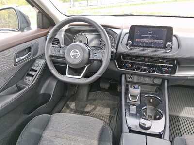 2021 Nissan Rogue, $22211. Photo 11