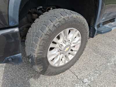 2020 Chevrolet 2500 Crew Cab, $52995. Photo 4