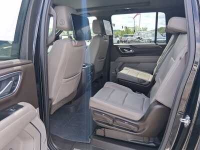 2021 Chevrolet Suburban, $43500. Photo 9