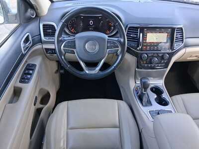 2021 Jeep Grand Cherokee, $22473. Photo 10
