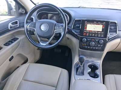2021 Jeep Grand Cherokee, $22473. Photo 11