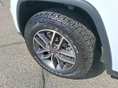2021 Jeep Grand Cherokee, $22473. Photo 7