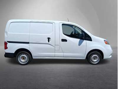 2020 Nissan NV200, $13988. Photo 2