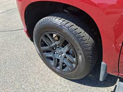2022 Chevrolet 1500 Crew Cab, $41497. Photo 6