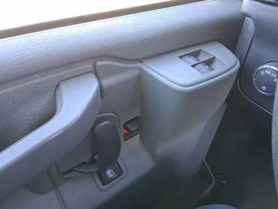 2016 Chevrolet Express 2500, $17299. Photo 9