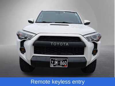2018 Toyota 4Runner, $35995. Photo 2